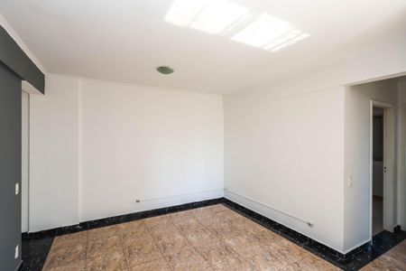 Sala de apartamento para alugar com 3 quartos, 80m² em Jardim Maria Estela, São Paulo