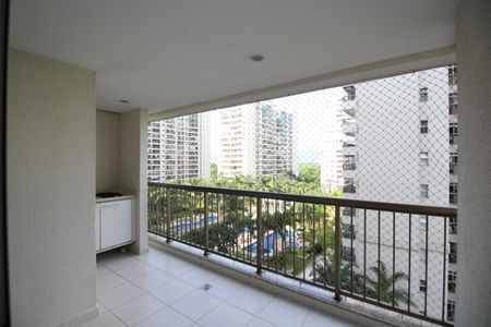 Varanda de apartamento para alugar com 2 quartos, 78m² em Jacarepaguá, Rio de Janeiro