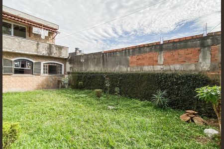 Casa à venda com 80m², 2 quartos e 1 vaga Casa à venda com 80m², 2 quartos e 1 vagaQuintal