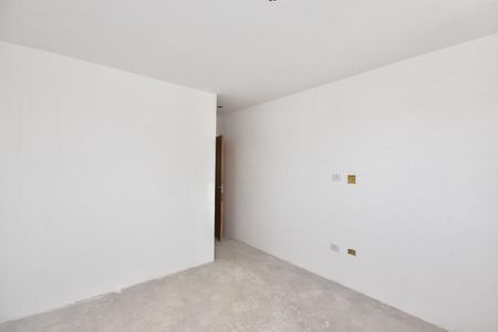 Casa à venda com 110m², 2 quartos e 5 vagasSuíte 1