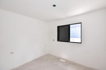 Casa à venda com 110m², 2 quartos e 5 vagasSuíte 2