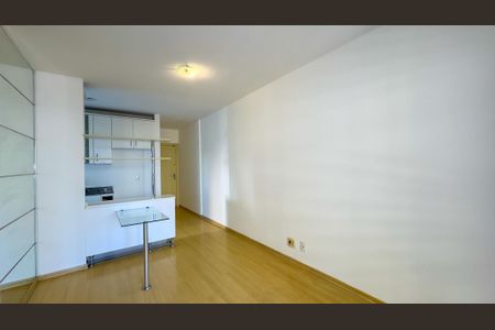Sala de apartamento para alugar com 1 quarto, 50m² em Brooklin, São Paulo