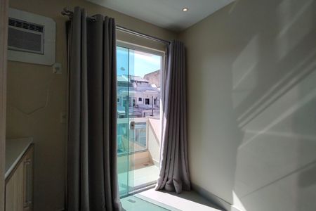 Casa de condomínio à venda com 250m², 3 quartos e 1 vagaSuíte 3