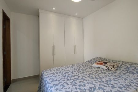 Casa de condomínio à venda com 250m², 3 quartos e 1 vagaSuíte