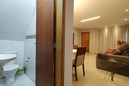 Casa de condomínio à venda com 250m², 3 quartos e 1 vagaSala/lavabo