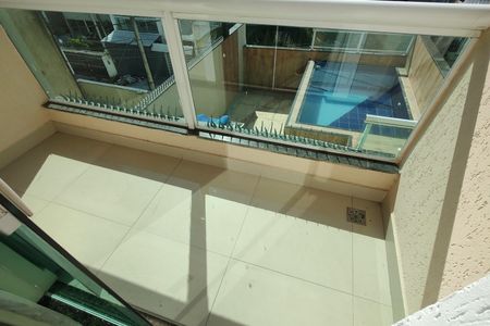 Casa de condomínio à venda com 250m², 3 quartos e 1 vagaVaranda da Suíte 3