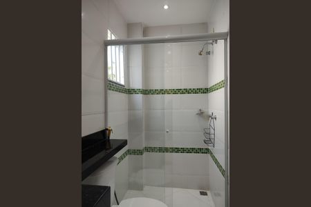 Casa de condomínio à venda com 250m², 3 quartos e 1 vagaBanheiro da Suíte 1