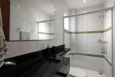 Casa de condomínio à venda com 250m², 3 quartos e 1 vagaBanheiro da Suíte 1