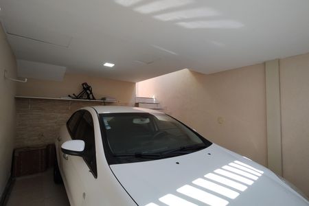 Casa de condomínio à venda com 250m², 3 quartos e 1 vagaGaragem