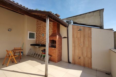 Casa de condomínio à venda com 250m², 3 quartos e 1 vagaTerraço