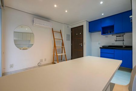 Studio para alugar com 30m², 1 quarto e 1 vaga Studio para alugar com 30m², 1 quarto e 1 vagaStudio