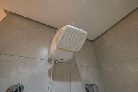 Studio para alugar com 30m², 1 quarto e 1 vaga Studio para alugar com 30m², 1 quarto e 1 vagaBanheiro Social