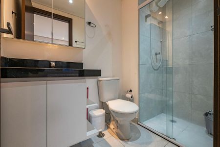 Studio para alugar com 30m², 1 quarto e 1 vaga Studio para alugar com 30m², 1 quarto e 1 vagaBanheiro Social