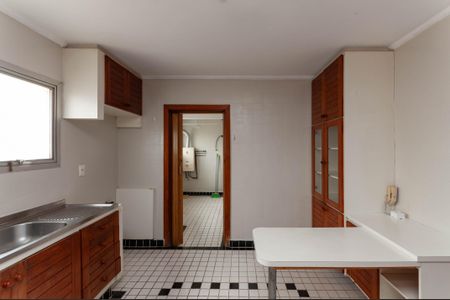Apartamento à venda com 111m², 3 quartos e 2 vagasCozinha