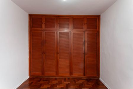 Apartamento à venda com 111m², 3 quartos e 2 vagasSuíte 2