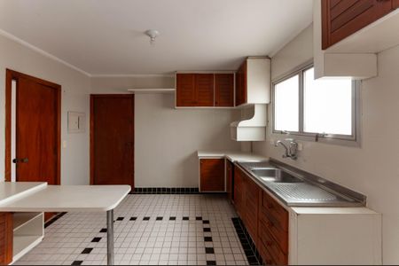 Apartamento à venda com 111m², 3 quartos e 2 vagasCozinha