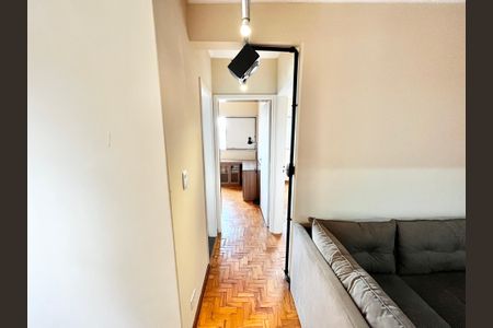 Apartamento para alugar com 70m², 2 quartos e 1 vagaCorredor
