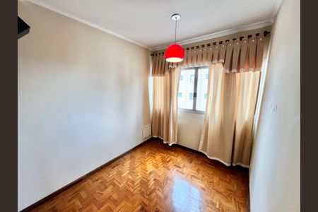 Apartamento para alugar com 70m², 2 quartos e 1 vagaSala