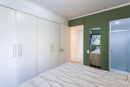 Apartamento à venda com 132m², 3 quartos e 2 vagas Apartamento à venda com 132m², 3 quartos e 2 vagasSuíte