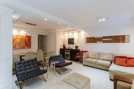 Apartamento à venda com 132m², 3 quartos e 2 vagas Apartamento à venda com 132m², 3 quartos e 2 vagasSala