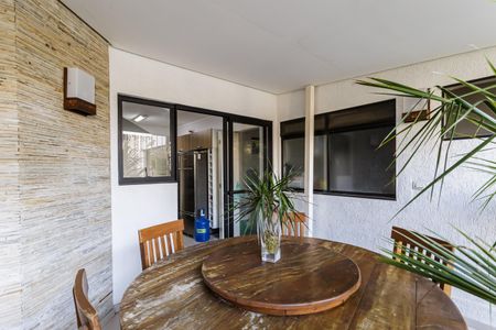 Apartamento à venda com 132m², 3 quartos e 2 vagas Apartamento à venda com 132m², 3 quartos e 2 vagasCopa