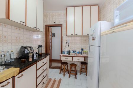 Apartamento à venda com 120m², 4 quartos e 1 vaga Apartamento à venda com 120m², 4 quartos e 1 vagaCozinha