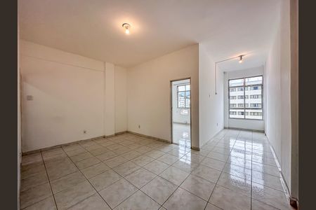 Apartamento para alugar com 48m², 1 quarto e sem vaga