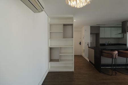 Apartamento para alugar com 111m², 2 quartos e 2 vagasSala
