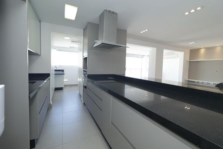 Apartamento para alugar com 111m², 2 quartos e 2 vagasCozinha