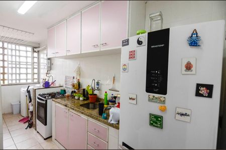 Apartamento à venda com 58m², 2 quartos e 1 vagaCozinha