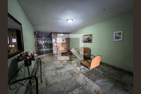 Apartamento à venda com 58m², 2 quartos e 1 vagaHall