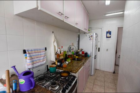Apartamento à venda com 58m², 2 quartos e 1 vagaCozinha