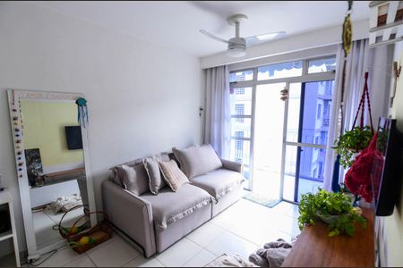 Apartamento à venda com 58m², 2 quartos e 1 vagaSala