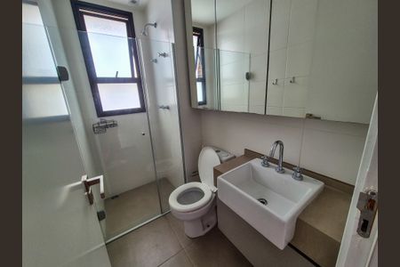 Banheiro  de apartamento para alugar com 1 quarto, 44m² em Santa Cecília, São Paulo