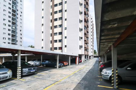 Apartamento à venda com 72m², 3 quartos e 1 vaga Apartamento à venda com 72m², 3 quartos e 1 vagaEstacionamento