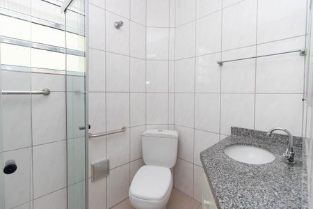 Apartamento para alugar com 60m², 2 quartos e sem vagaBanheiro