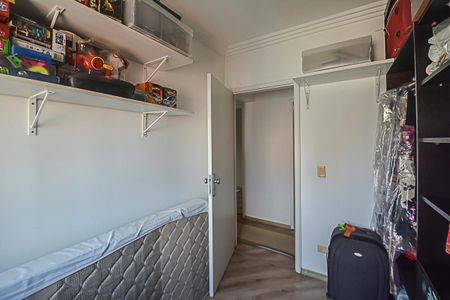 Apartamento à venda com 107m², 3 quartos e 2 vagasQuarto 2