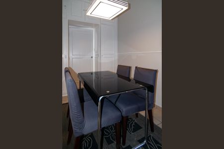 Apartamento para alugar com 96m², 2 quartos e sem vaga Apartamento para alugar com 96m², 2 quartos e sem vagaSala de jantar