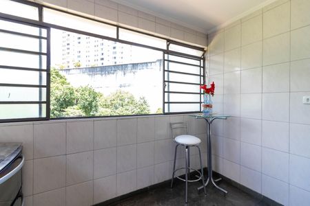Casa à venda com 270m², 4 quartos e 2 vagas Casa à venda com 270m², 4 quartos e 2 vagasCozinha 2