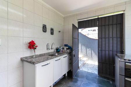 Casa à venda com 270m², 4 quartos e 2 vagas Casa à venda com 270m², 4 quartos e 2 vagasCozinha 2