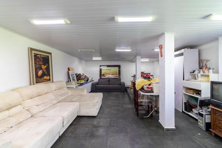 Casa à venda com 270m², 4 quartos e 2 vagas Casa à venda com 270m², 4 quartos e 2 vagasSalão
