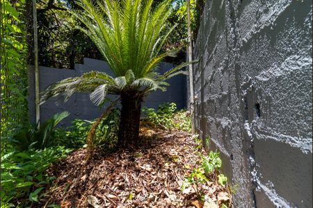 Casa à venda com 270m², 4 quartos e 2 vagas Casa à venda com 270m², 4 quartos e 2 vagasJardim