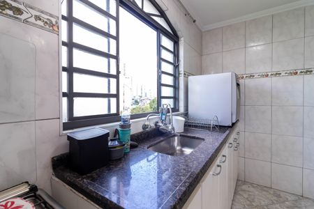 Casa à venda com 270m², 4 quartos e 2 vagas Casa à venda com 270m², 4 quartos e 2 vagasCozinha