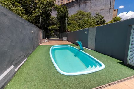 Casa à venda com 270m², 4 quartos e 2 vagasPiscina