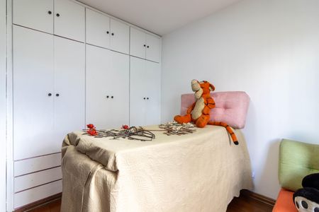 Casa à venda com 270m², 4 quartos e 2 vagas Casa à venda com 270m², 4 quartos e 2 vagasQuarto 3