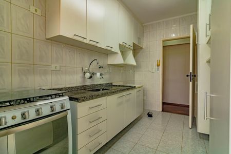 Apartamento à venda com 75m², 3 quartos e 2 vagasCozinha
