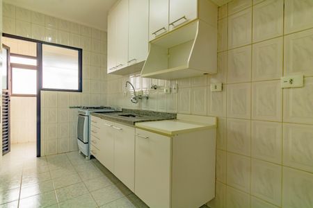 Apartamento à venda com 75m², 3 quartos e 2 vagasCozinha