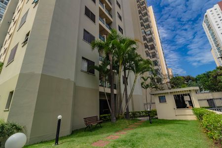 Apartamento à venda com 75m², 3 quartos e 2 vagasFachada