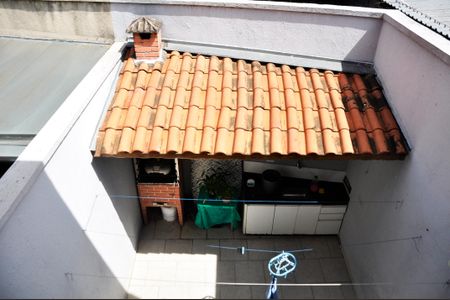Casa para alugar com 2000m², 2 quartos e 2 vagas Casa para alugar com 2000m², 2 quartos e 2 vagasDetalhe - Vista da Varanda do Quarto 02 com Suíte