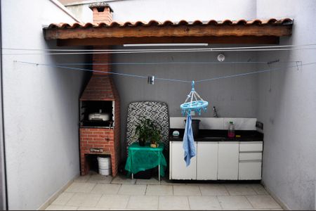 Casa para alugar com 2000m², 2 quartos e 2 vagas Casa para alugar com 2000m², 2 quartos e 2 vagasDetalhe - Churrasqueira